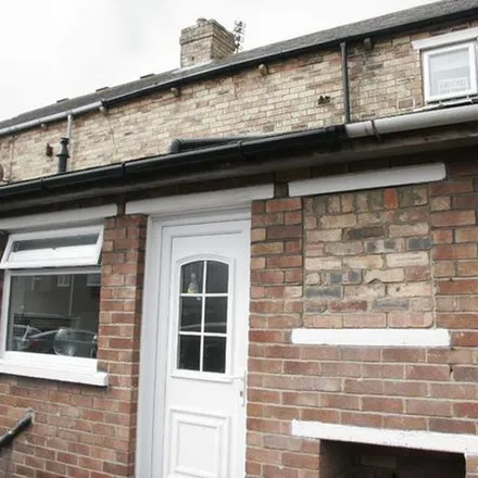 Rent this 2 bed townhouse on unnamed road in Ashington, NE63 0QU