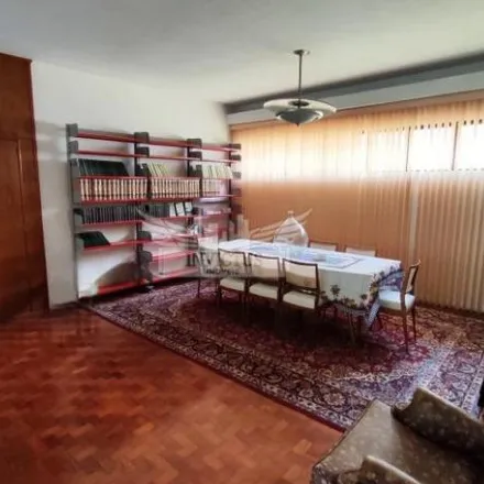 Rent this 7 bed house on Instituto Coração de Jesus in Rua Siqueira Campos 483, Centro