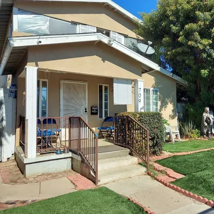 Buy this 5 bed house on 709 Vernon Avenue in Los Angeles, CA 90291