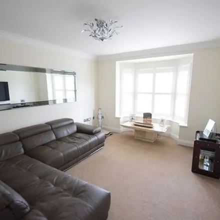 Rent this 4 bed townhouse on Sunderland Road in South Shields, NE34 6AE