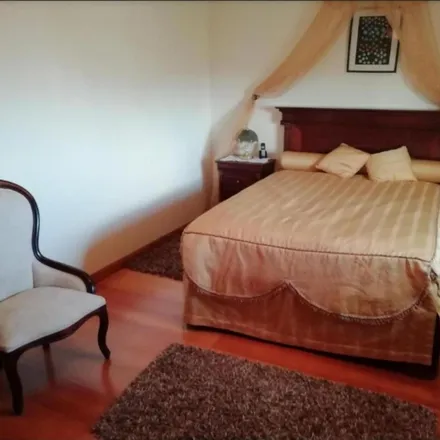 Rent this 8 bed apartment on Rua Brincos de Princesa in 2710-089 Sintra, Portugal