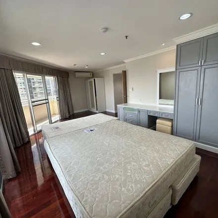 Rent this 2 bed apartment on EcoRing in Soi Sukhumvit 39, Vadhana District