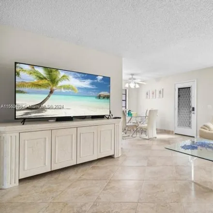 Image 7 - 216 Piedmont Terrace, Kings Point, Palm Beach County, FL 33484, USA - Condo for rent