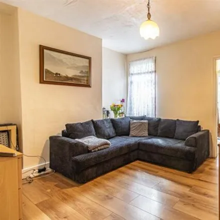 Image 2 - 45 Selby Road, London, E13 8NB, United Kingdom - Townhouse for sale