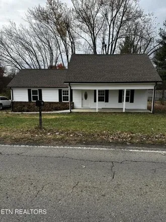 Buy this 3 bed house on 551 North Main Street in Jamestown, Fentress County