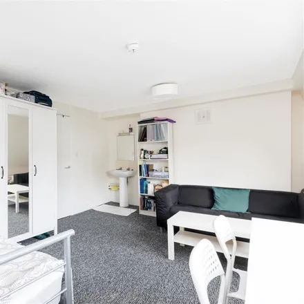 Image 2 - 60 Crowndale Road, London, NW1 1TP, United Kingdom - Apartment for rent