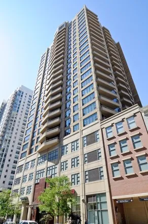 Rent this 2 bed condo on 218 North Jefferson Street in Chicago, IL 60661