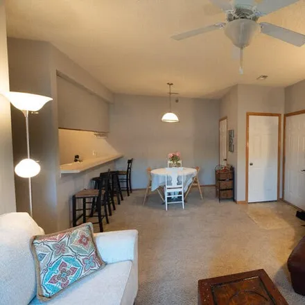 Image 3 - 8302 Westown Parkway, West Des Moines, IA 50266, USA - Condo for sale