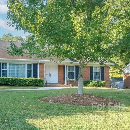 Buy this 3 bed house on 1716 Bonnie Lane in Charlotte, NC 28213