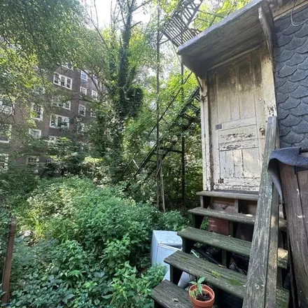 Image 3 - 4632 Spruce Street, Philadelphia, PA 19139, USA - House for sale