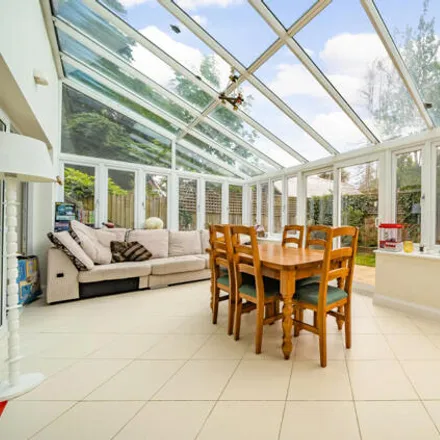 Image 3 - Cherrywood Gardens, Hampshire, So50 - House for sale
