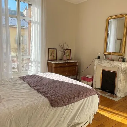 Rent this 4 bed apartment on 04400 Barcelonnette