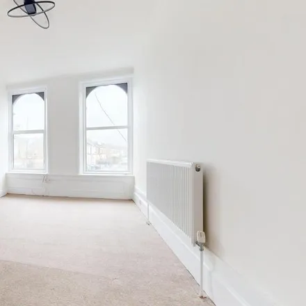 Rent this 2 bed apartment on Turnpike Lane in London, N8 0EE