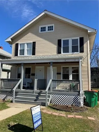 Rent this 3 bed house on 8 School Street in City of Beacon, NY 12508