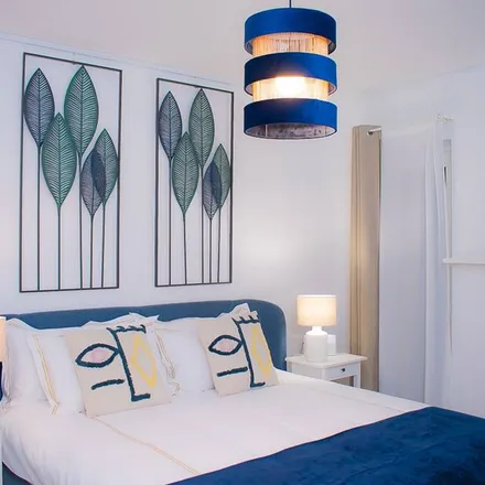Rent this 2 bed apartment on 1210 Saint-Josse-ten-Noode - Sint-Joost-ten-Node