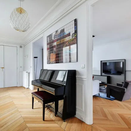 Rent this 4 bed apartment on 68 Rue Lauriston in 75116 Paris, France