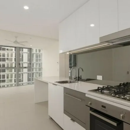 Image 6 - 70 Longland Street, Newstead QLD 4006, Australia - Apartment for rent