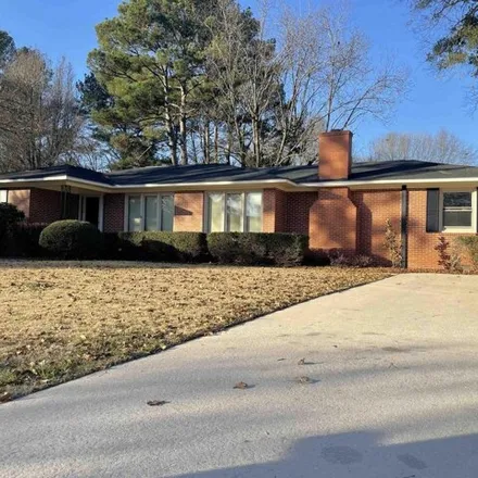 Buy this 3 bed house on 2088 Woodmont Drive Southeast in Brookmeade, Decatur