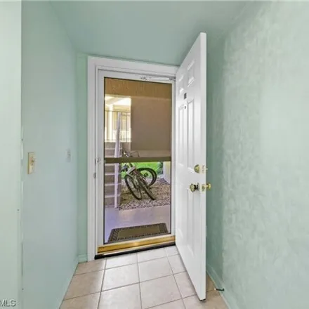 Image 5 - 9628 Windsor Gardens Lane, Lee County, FL 33919, USA - Condo for sale