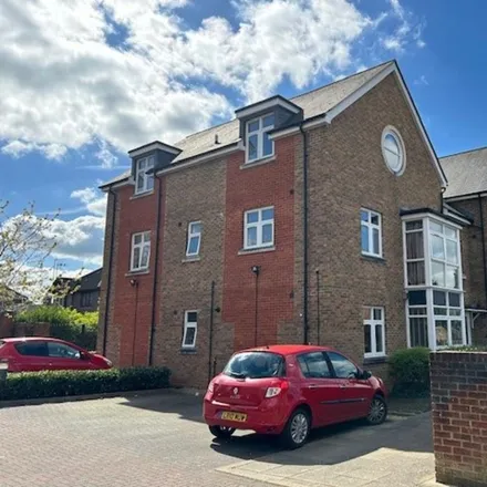 Rent this 2 bed apartment on Owen Court (1 - 14) in Bedford Road, Horsham