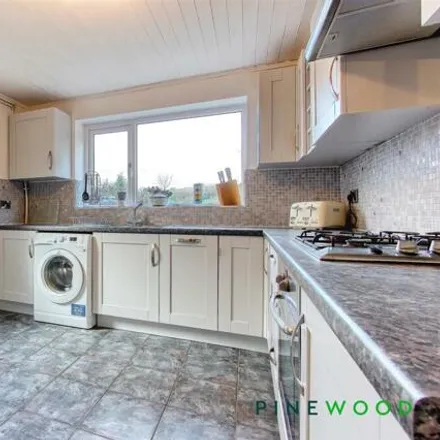 Image 3 - Windsor Walk, Hasland, S41 0BQ, United Kingdom - House for sale