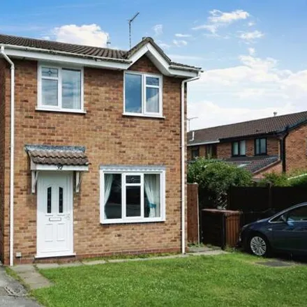 Buy this 3 bed house on Mountbatten Close in Stretton, DE13 0WG