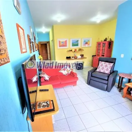 Buy this 2 bed apartment on Mendes & Cunha Sociedade de Advogados in Rua das Arapongas 76, Centro