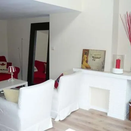 Rent this 2 bed apartment on Wilfried Martens in Rue Belliard - Belliardstraat, Brussels