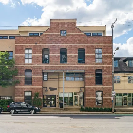 Buy this 2 bed condo on 826 North Fourth Street in Columbus, OH 43215