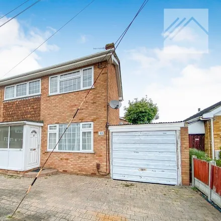 Rent this 3 bed house on Letzen Road in Canvey Island, SS8 9AT