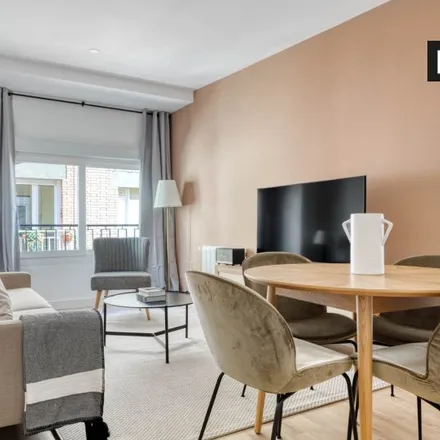 Rent this 3 bed apartment on Carrer de la Providència in 93, 08012 Barcelona