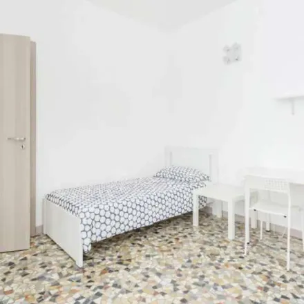 Image 4 - Via Rutilia, 20141 Milan MI, Italy - Apartment for rent