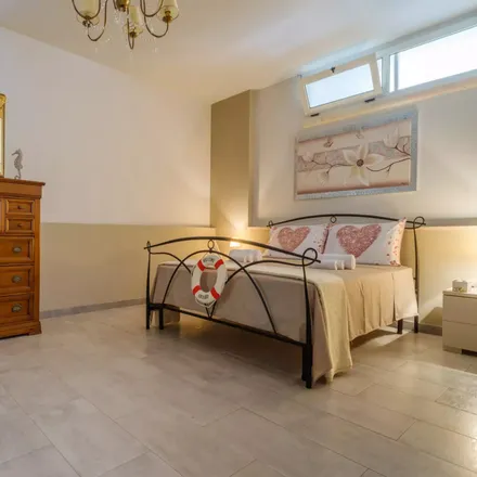 Image 8 - Via Puccini, 73025 Serrano LE, Italy - Apartment for rent