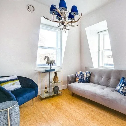 Rent this 3 bed apartment on 61 Eardley Crescent in London, SW5 9UP
