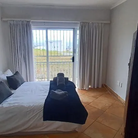 Image 3 - Blougans Street, Overstrand Ward 2, Overstrand Local Municipality, South Africa - Apartment for rent