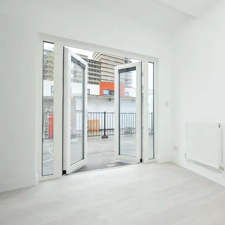 Rent this 2 bed apartment on 290 Brixton Road in Stockwell Park, London