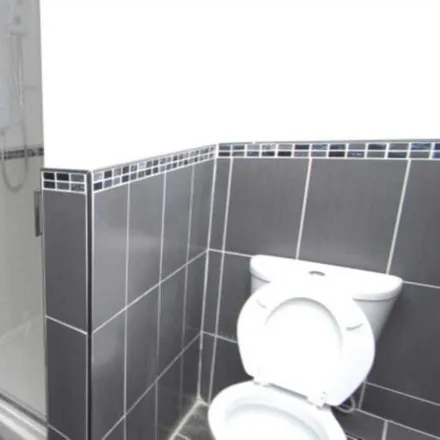 Image 5 - Romer Road, Liverpool, L6 6AW, United Kingdom - Room for rent
