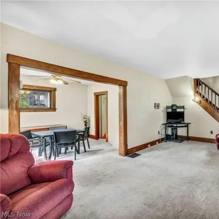 Image 5 - 186 Grant Avenue, Cuyahoga Falls, OH 44221, USA - House for sale