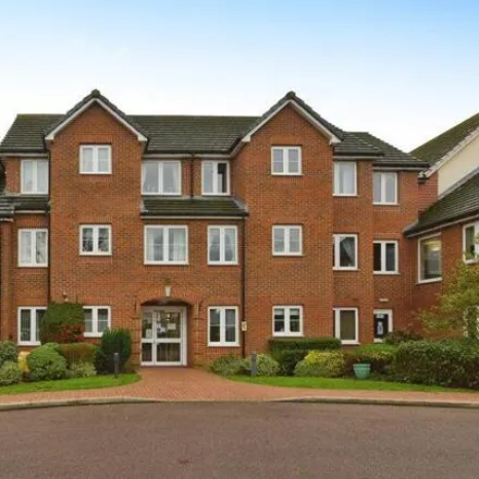 Buy this 1 bed apartment on Bull & Butcher in 30 Aylesbury Street, Bletchley