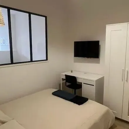 Rent this 4 bed apartment on 61 La Canebière in 13001 1er Arrondissement, France