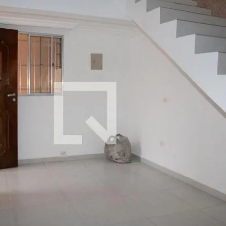 Rent this 2 bed house on Rua Cruz de Malta 259 in Vila Isolina Mazzei, São Paulo - SP