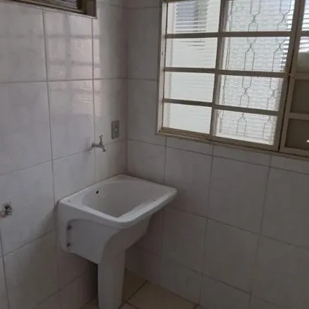 Rent this 3 bed apartment on Rua Maceió in Vila Pellizzon, Catanduva - SP