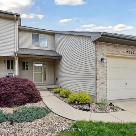 Buy this 2 bed condo on 2318 Coyote Creek Drive in Meridian Charter Township, MI 48864