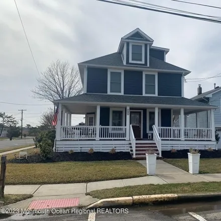 Rent this 5 bed house on 417 Boston Avenue in Point Pleasant Beach, NJ 08742