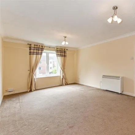 Image 4 - Walled Meadow, Andover, SP10 2RG, United Kingdom - Apartment for rent