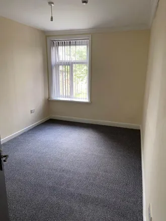 Image 4 - Tweedale Street, Dewsbury, WF13 2RB, United Kingdom - Room for rent