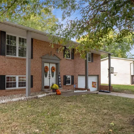 Image 3 - 605 Joseph Drive, Capitol Oaks, Fairview Heights, IL 62208, USA - House for sale