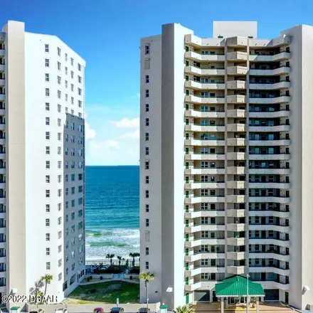 Buy this 3 bed condo on 3311 South Atlantic Avenue in Daytona Beach Shores, Volusia County