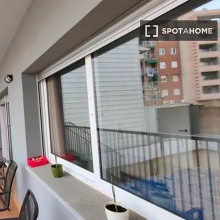 Image 2 - Carrer de Buenos Aires, 33, 08902 l'Hospitalet de Llobregat, Spain - Apartment for rent