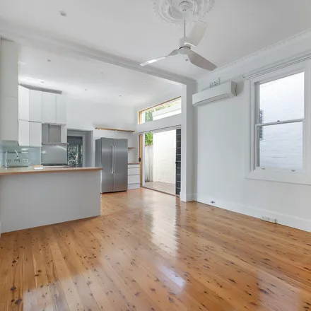 Rent this 3 bed apartment on Jennings Street in Macdonaldtown NSW 2015, Australia